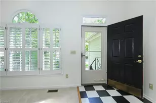 5 Irving Park Ln, Greensboro, NC 27455 - Photo 5