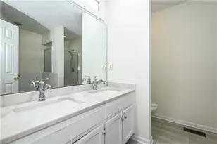 5 Irving Park Ln, Greensboro, NC 27455 - Photo 17