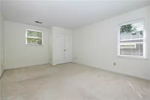 5 Irving Park Ln, Greensboro, NC 27455 - Photo 23