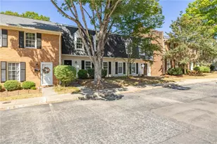 4080 Huntingreen Ln, Winston-Salem, NC 27106 - Photo 5