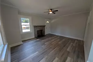 207 Springfield Rd, High Point, NC 27263 - Photo 9
