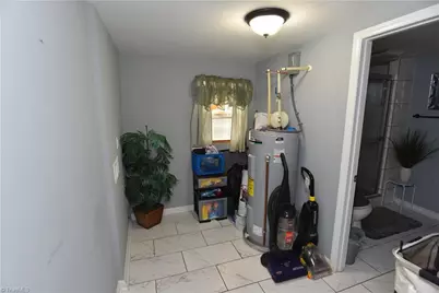 1314 First Street E, Winston-Salem, NC 27101 - Photo 7