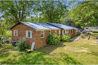 2661 Nc Highway 24 27 W, Mount Gilead, NC 27306 - Photo 3