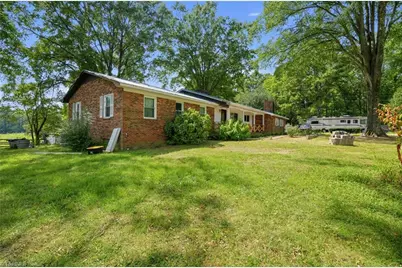 2661 Nc Highway 24 27 W, Mount Gilead, NC 27306 - Photo 9