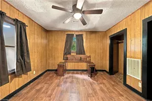 2243 Durham St Ext, Burlington, NC 27217 - Photo 17