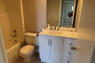 504 F Mystic Dr, Greensboro, NC 27406 - Photo 5