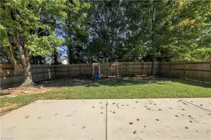 15 Pilot Ridge Ct, Greensboro, NC 27407 - Photo 41