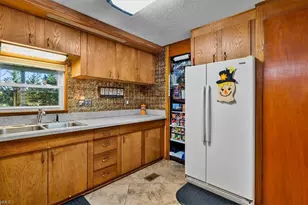 5312 Arborlinda Dr, Greensboro, NC 27405 - Photo 11