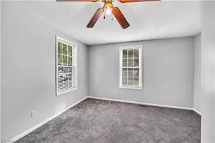 728 Osborne St, Eden, NC 27288 - Photo 9