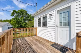 728 Osborne St, Eden, NC 27288 - Photo 15