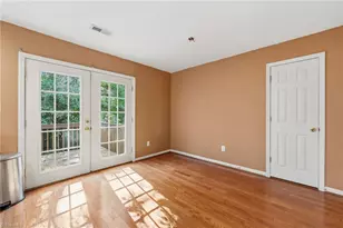 3737 Winborne Ln, Greensboro, NC 27410 - Photo 15