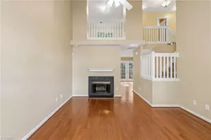 3737 Winborne Ln, Greensboro, NC 27410 - Photo 7