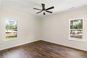 1055 Fisher Ferry St, Thomasville, NC 27360 - Photo 17