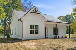 1055 Fisher Ferry St, Thomasville, NC 27360 - Photo 1