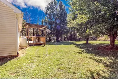 385 Wr Gillespie Road, Dobson, NC 27101 - Photo 9