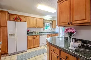 385 W R Gillespie Rd, Dobson, NC 27101 - Photo 31