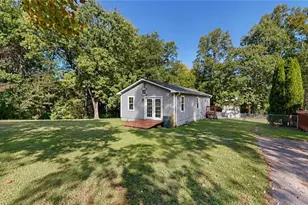 1823 Bantry Trl, Kernersville, NC 27284 - Photo 43