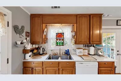 1823 Bantry Trail, Kernersville, NC 27284 - Photo 11