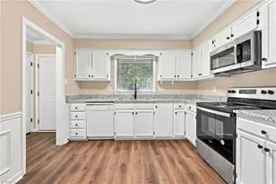 3843 Johnson St, High Point, NC 27265 - Photo 5