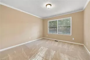 3843 Johnson St, High Point, NC 27265 - Photo 9