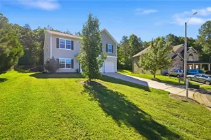 1017 Scotch Pine Way, Mebane, NC 27302 - Photo 3