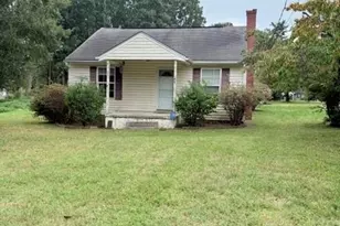 140 Albertson Rd, Thomasville, NC 27360 - Photo 1