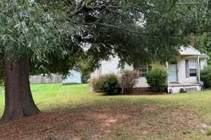 140 Albertson Rd, Thomasville, NC 27360 - Photo 5