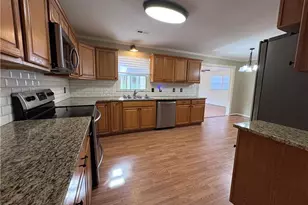 305 Kingston Dr, King, NC 27021 - Photo 13
