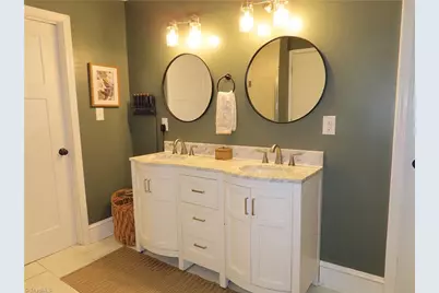 202 Oak Hill Drive, Mount Airy, NC 27030 - Photo 5