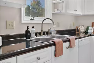 4407 Cove Cay Ln, Greensboro, NC 27410 - Photo 13