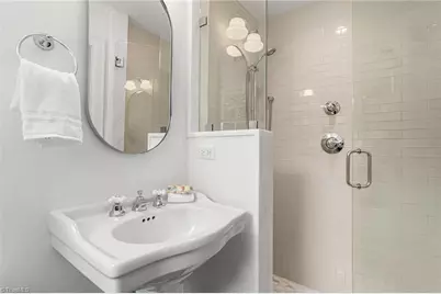 1109 Buckingham Road, Greensboro, NC 27408 - Photo 27