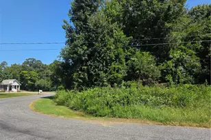 125 Pickett Dr, Lexington, NC 27295 - Photo 1