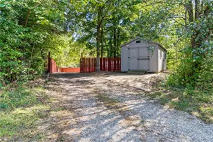 4039 Bethania Station Rd, Winston-Salem, NC 27106 - Photo 7