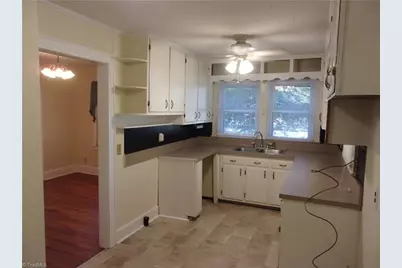 212 Foster Street, Asheboro, NC 27205 - Photo 7