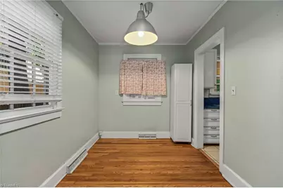 2746 Maplewood Avenue, Winston-Salem, NC 27103 - Photo 9