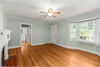 2746 Maplewood Avenue, Winston-Salem, NC 27103 - Photo 7