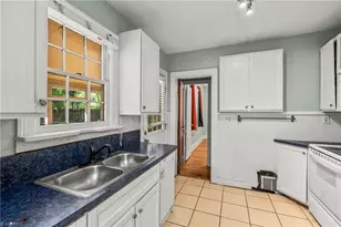 2746 Maplewood Ave, Winston-Salem, NC 27103 - Photo 11