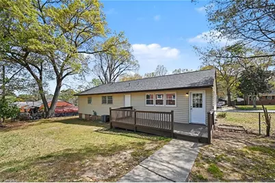 2526 Hyde Street, Burlington, NC 27217 - Photo 3