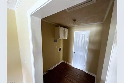 1134 24th Street NE, Winston-Salem, NC 27105 - Photo 7