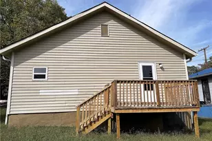 1134 24th St NE, Winston-Salem, NC 27105 - Photo 9