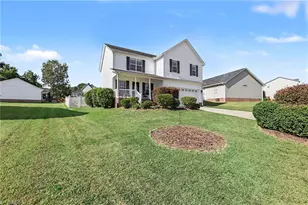 12 Marietta Ct, Thomasville, NC 27360 - Photo 5