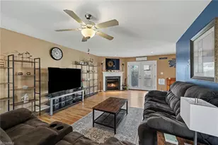 12 Marietta Ct, Thomasville, NC 27360 - Photo 7