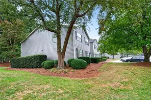 731 Shelby Dr, Greensboro, NC 27409 - Photo 9