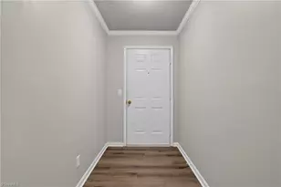 731 Shelby Dr, Greensboro, NC 27409 - Photo 15