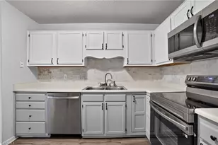 731 Shelby Dr, Greensboro, NC 27409 - Photo 35