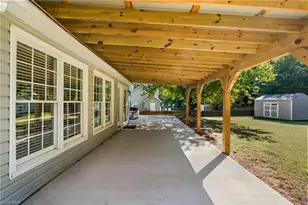 1112 Stamford Club Dr, Rural Hall, NC 27045 - Photo 37