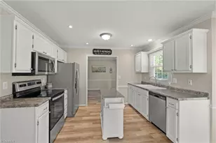 1112 Stamford Club Dr, Rural Hall, NC 27045 - Photo 11