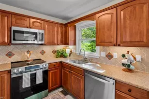 15 Gatehouse Ln, Greensboro, NC 27407 - Photo 7