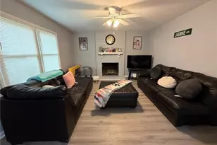 4207 Olympia Dr, Greensboro, NC 27406 - Photo 9