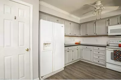 2519 White Fence Way, High Point, NC 27265 - Photo 5